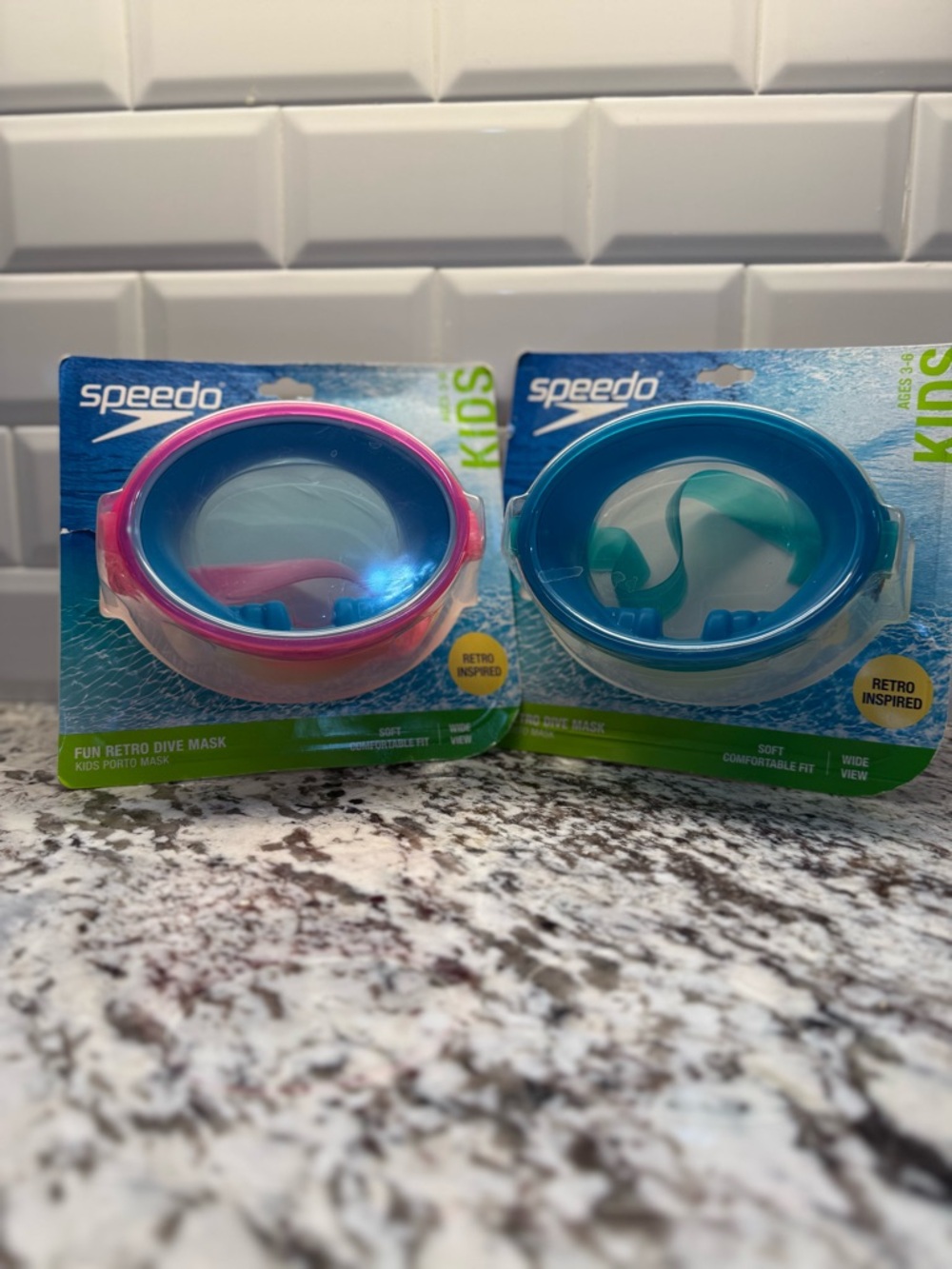 Two Speedo Retro Dive Masks for Kids Ages 3-6. Soft Comfortable Fit Pink & Blue